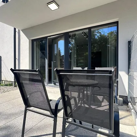 - Work & Apartmán *